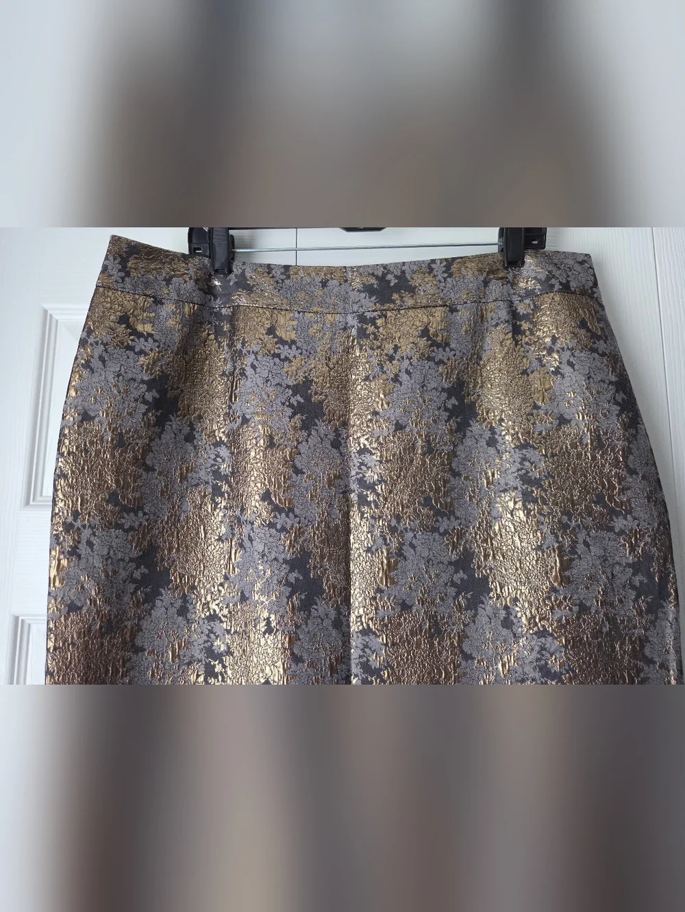 Liz Claiborne Metallic Gold Jacquard Pencil Skirt Size 16 Like New